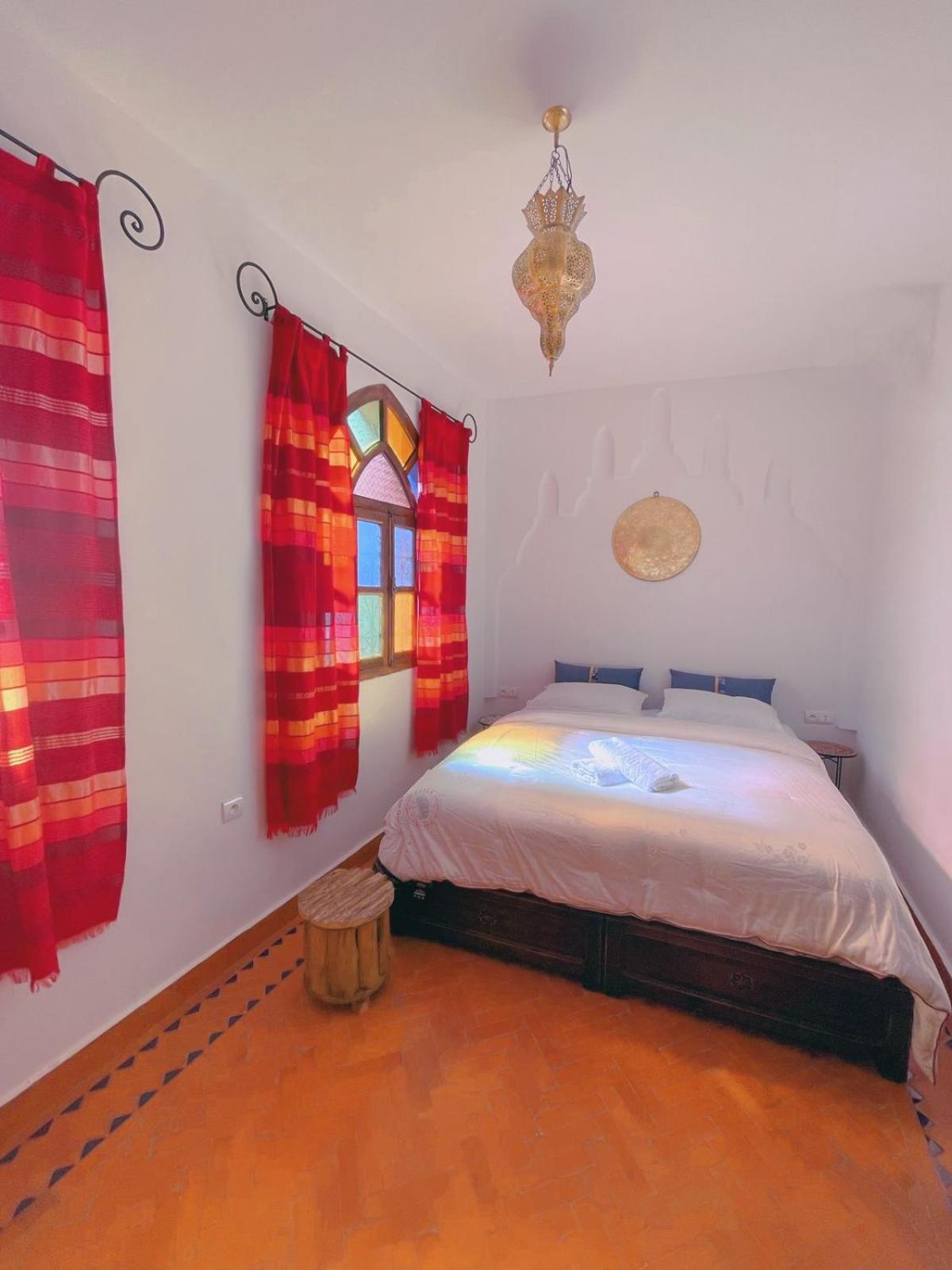 ホテル Riad Bab Mahruk シェフシャウエン エクステリア 写真